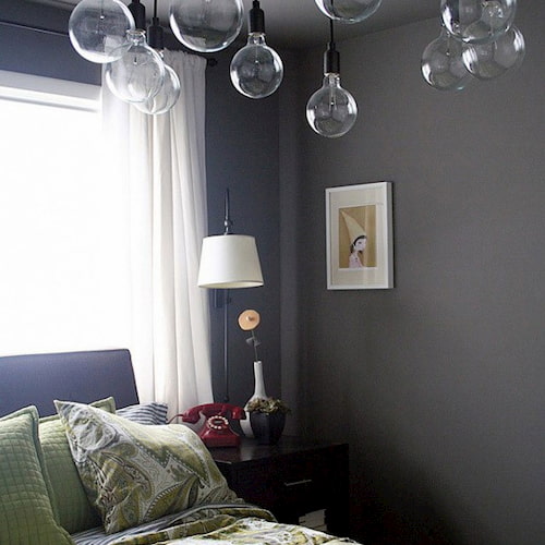 Dormitorio de estilo moderno - Tonos grises oscuros neutros