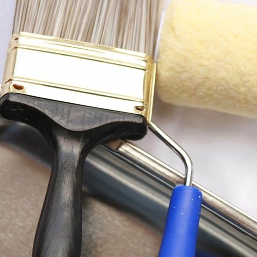 Paint brush, roller and tray